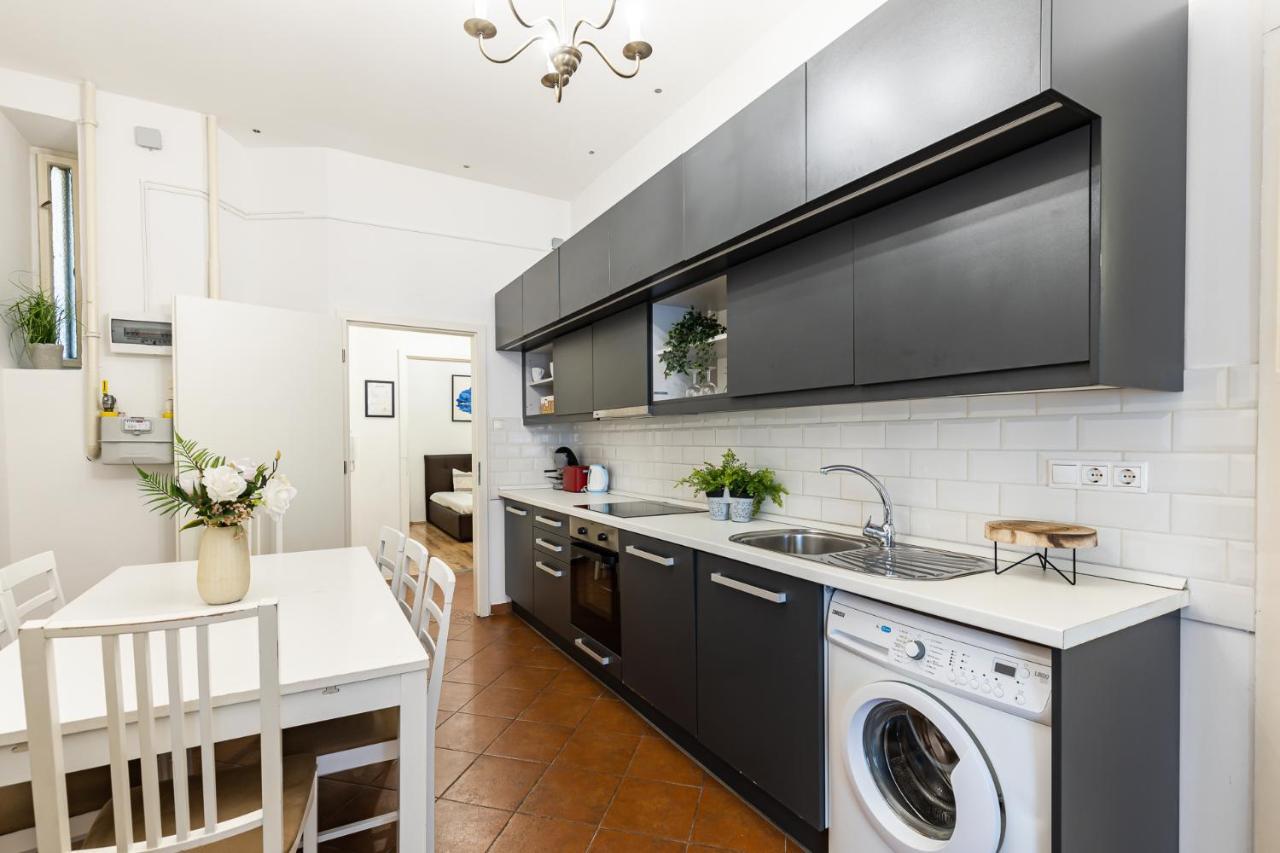 Real Apartments Wesselenyi — Photos 1